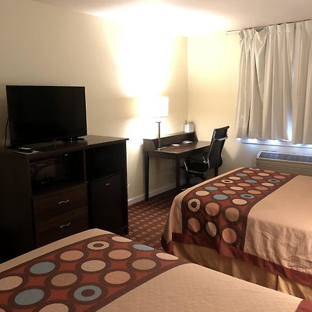 Super 8 By Wyndham Plover Stevens Point Area Exterior foto