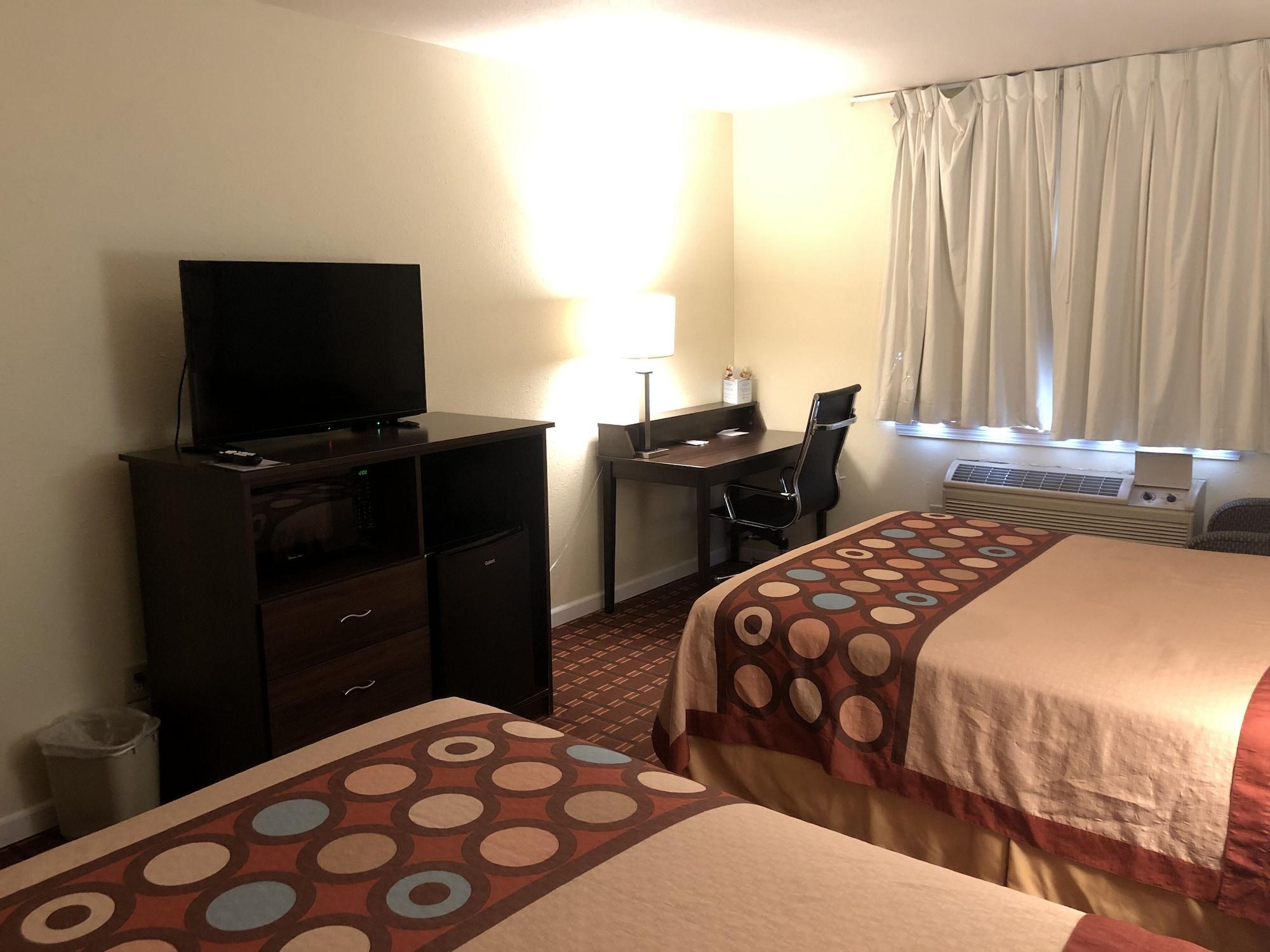 Super 8 By Wyndham Plover Stevens Point Area Exterior foto